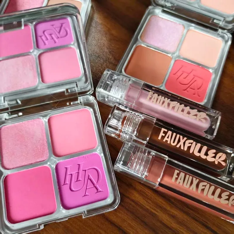 Populaire lipgloss is glad en gemakkelijk aan te brengen Matte non-stick cuppoeder is fijne en langdurige make-up 4 kleuren Blusher-product — image 2