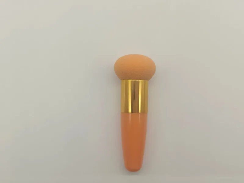 Pennelli per trucco a testa di fungo Spugna cosmetica per soffio di cipria con manico Strumenti di bellezza per trucco professionale per donna — image 14