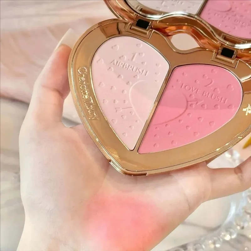 Charlotte Tilbury Dual-Color Blush Concealer Cushion Zartes und geschmeidiges, aufhellendes und feuchtigkeitsspendendes, kaschierendes, langanhaltendes Make-up — image 5