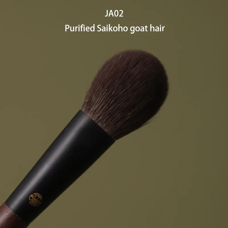 Professionelle håndlavede makeup børster 1 PC blødt egern Ræve Heste Gedehår Fladt Runde Blush Børste Valnød Håndtag Make Up Børste — image 9