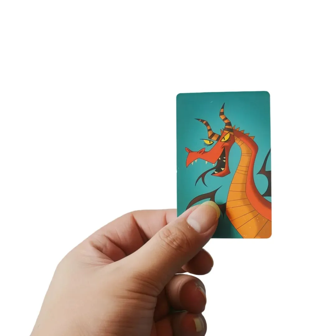 "La Bella Addormentata" Versione Russa Gioco di Carte per Feste dal ritmo frenetico Adatto a Famiglie e Adolescenti - Gioco da Tavolo Interattivo Materiale Carta Resistente Ideale come Regalo per le Feste (I Colori Possono Variare Leggermente) — image 2