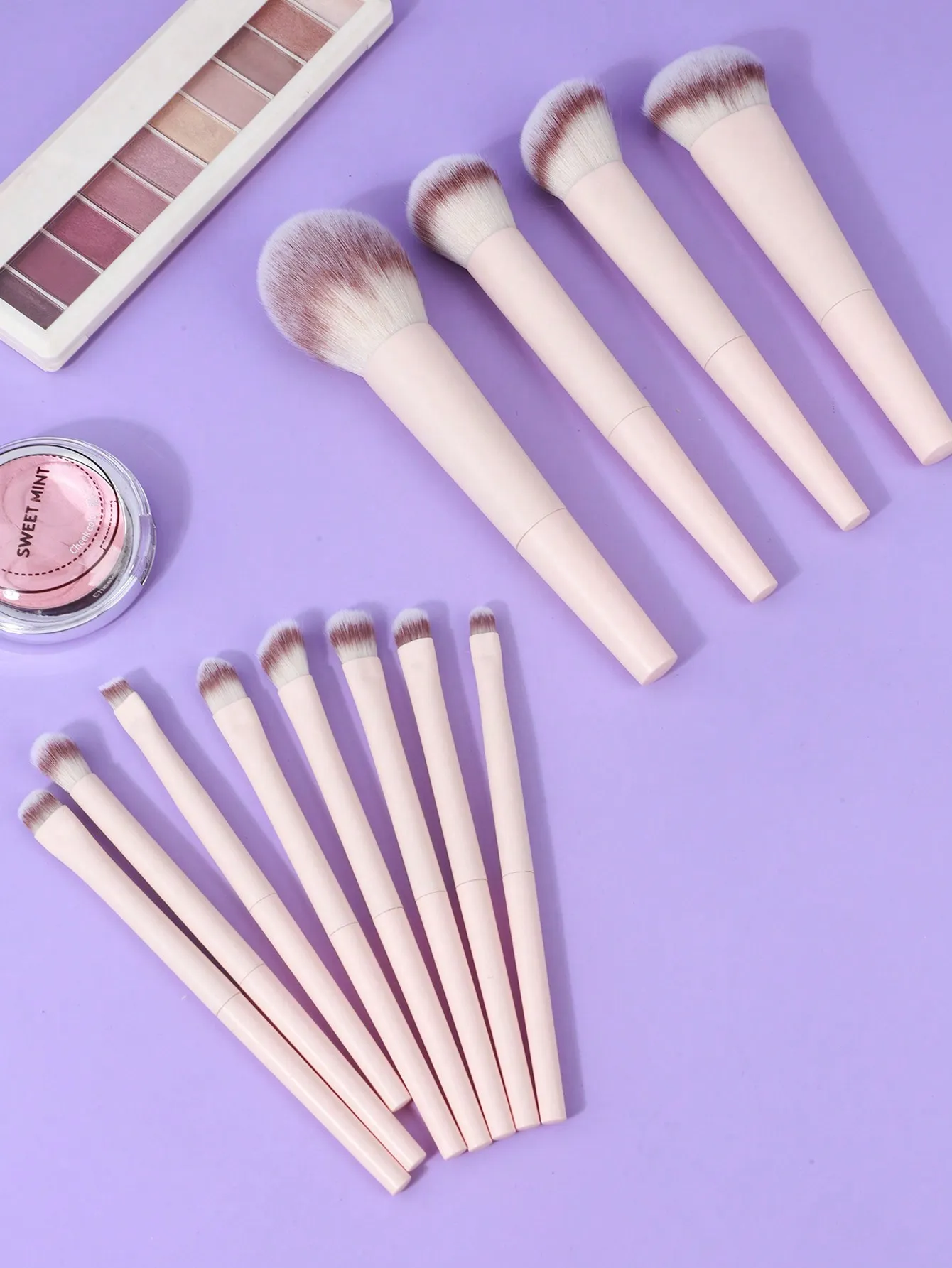 12 stk bløde makeup børster Sæt Pink Løs Powder Blush Eyeshadow Foundation Kosmetisk Brush Beauty Tool — image 2