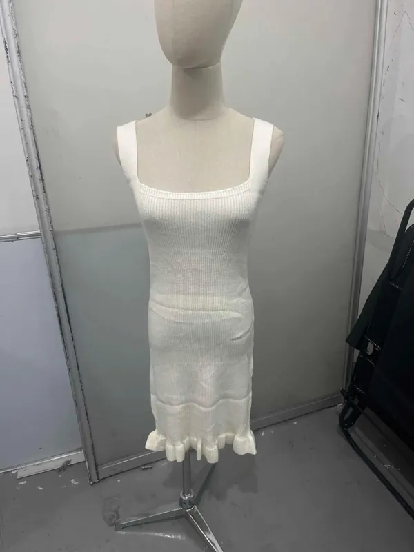 Polka Dot Schlanke Frauen Sommer Mini Kleid Solide Tiefem V-ausschnitt Puff Ärmeln Plissee Vordere Taste Kurze Kleider 2026 Dame täglichen Tragen — image 10
