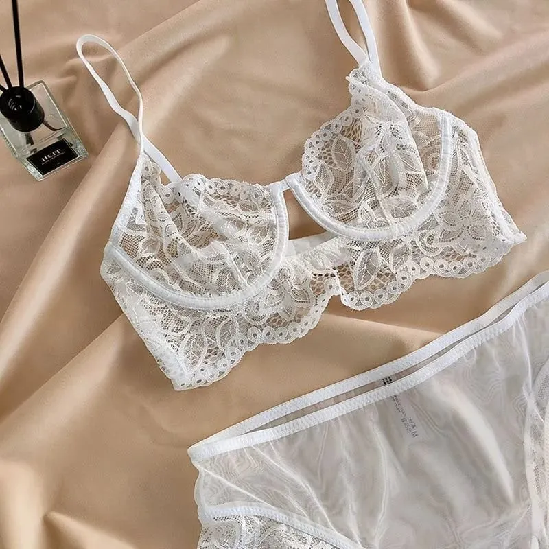 Set reggiseno e mutandine sexy Estate Primavera Vedi attraverso il set di lingerie in due pezzi con ferretto ricamato a caldo e sottile in maglia trasparente