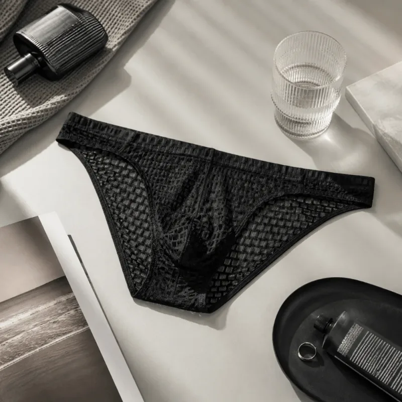 Atmungsaktive Herren-Slips mit niedriger Taille, transparent, ultradünn, aus Eisseide, Unterwäsche, Dessous, Netzhöschen, männlich, bequeme Passform — image 2