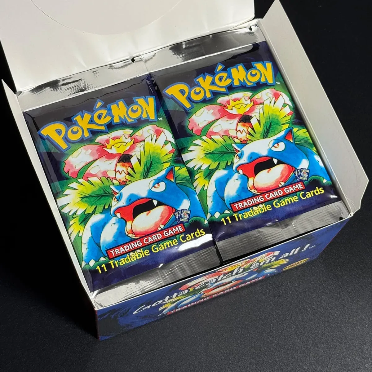 1ST Edition ชุดฐาน 1999 Booster Pack TCG ชุดฐานไม่จำกัดการ์ดเกม Pokemon Charizard Blastoise Venusaur PTCG สะสม — image 1