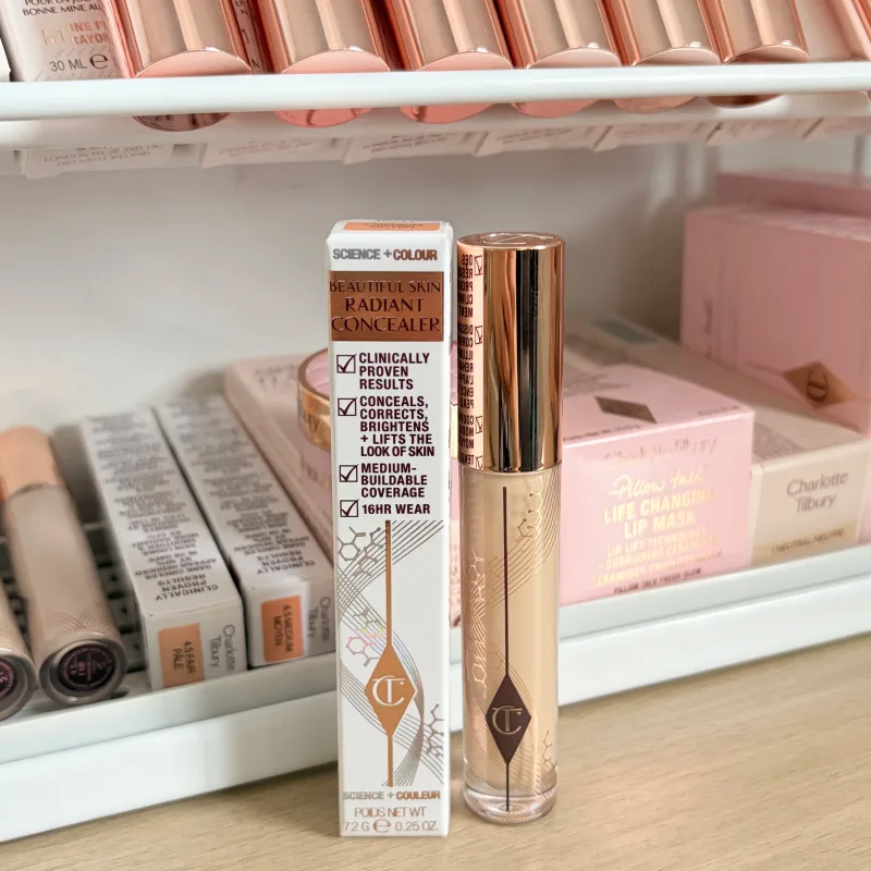 Charlotte Tilbury Softening Essence Concealer Honey Brightening in The Face Covering Spots Covering Dark Circles Under The Eyes — image 13