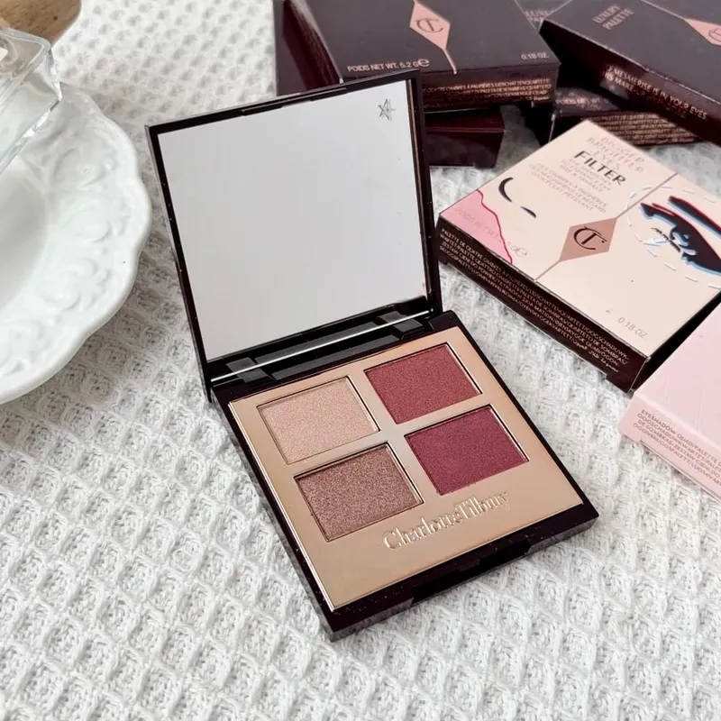 Charlotte Tilbury Luxury Eyeshadow Palette Satin-matte Shimmer and Metallic Finishes Easy-to-use 4-shade CT Eyeshadow Palette — image 10