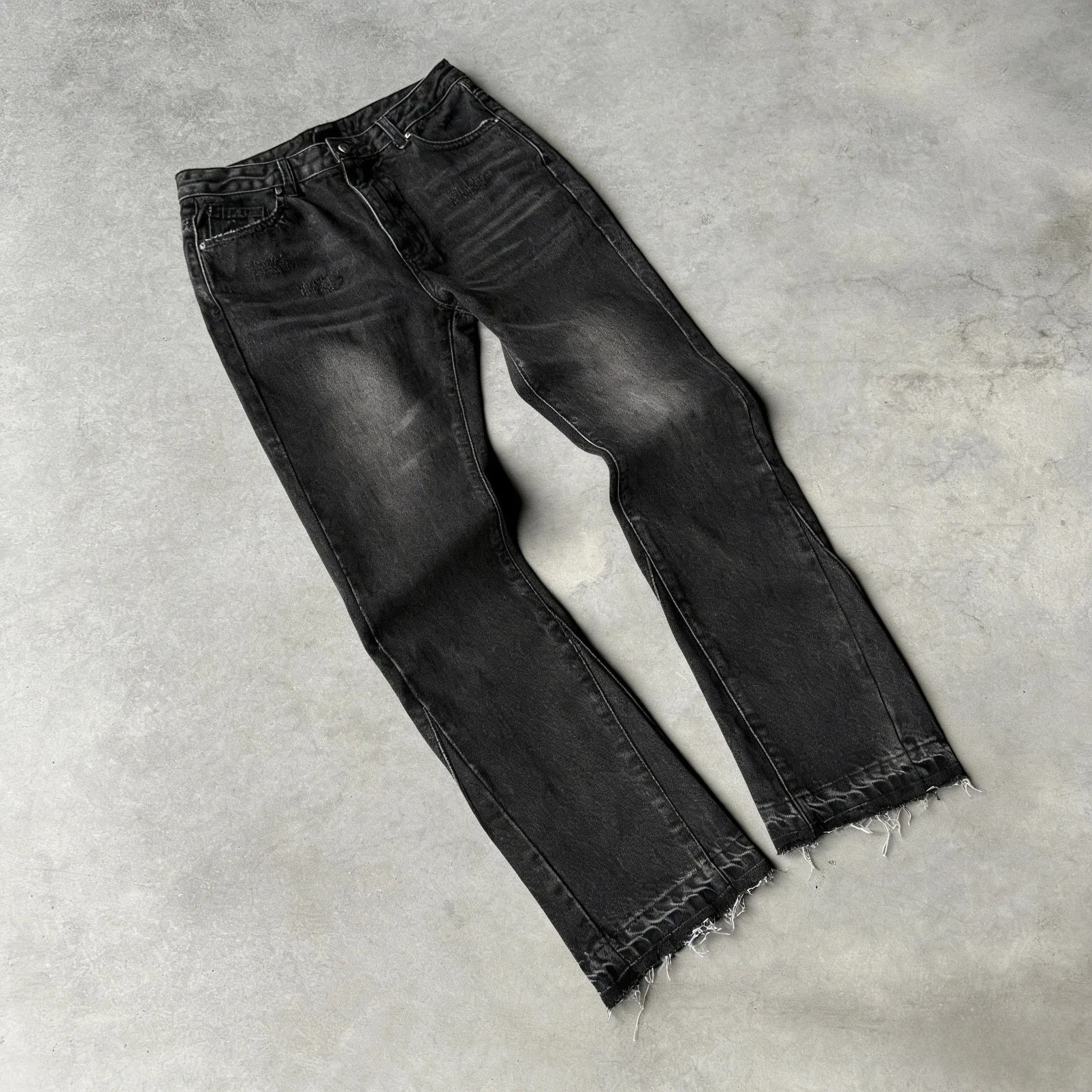 Hip Hop กางเกงขาตรง Gothic Fringed Casual Micro Flared กางเกง Y2K Vintage Slim Fit กางเกงยีนส์อินเทรนด์ล้างผู้ชายผู้หญิง Harajuku