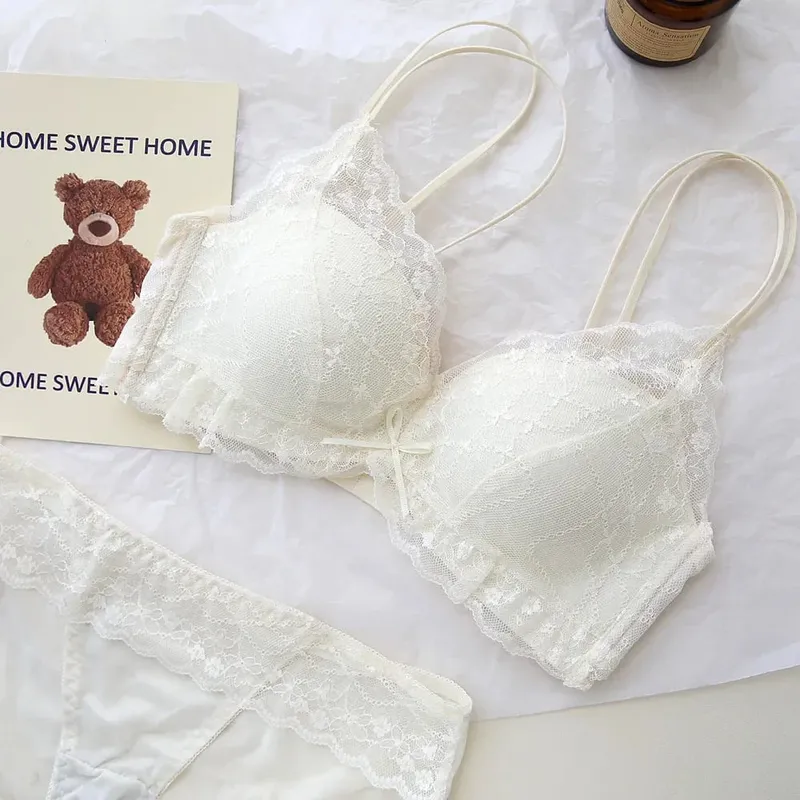 Sweet Sheer Lace Lingerie Set Double Straps Wireless Bra for Small Bust Lift & Gather — image 3