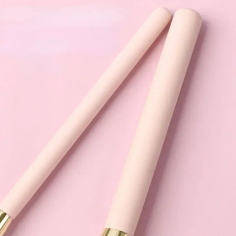 1/2 Buah Kuas Foundation Kepala Miring Kuas Concealer Wajah Krim Cair Bubuk Kuas Rias Kontur Wajah Alat Kecantikan — image 3