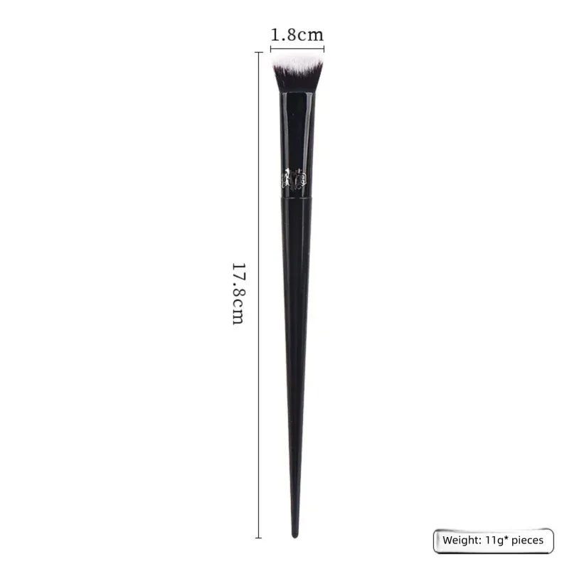 Pinceau de maquillage correcteur en Fiber douce, cheveux élégants, manche noir, poudre, fard à joues, ombre à paupières, fond de teint, outil de beauté