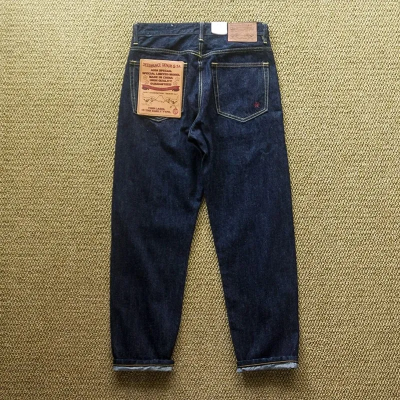 Jean en denim vintage japonais avec ponçage, coutures rouges et couleur originale pour l'automne avec broderie