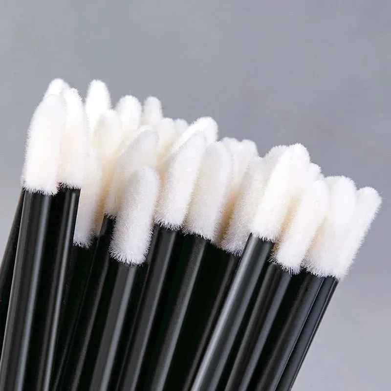 50 Pz Usa E Getta Pennello Per Labbra Trucchi Per Ciglia Microbrush Lash Extension Mascara Applicatore Rossetto Bacchette Set Strumenti di Trucco Cosmetico — image 1
