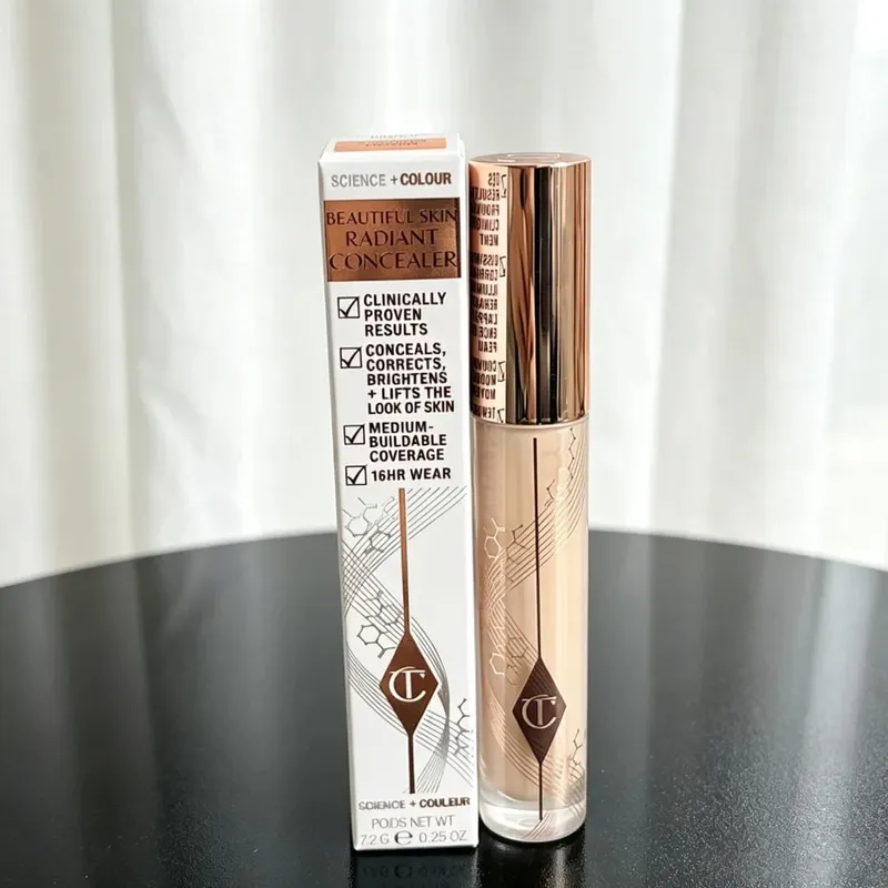 Charlotte Tilbury Starlight Powder Compact og Concealer Medium til fuld dækning Oplysende Vandtæt Hydrating Dewy Finish — image 16