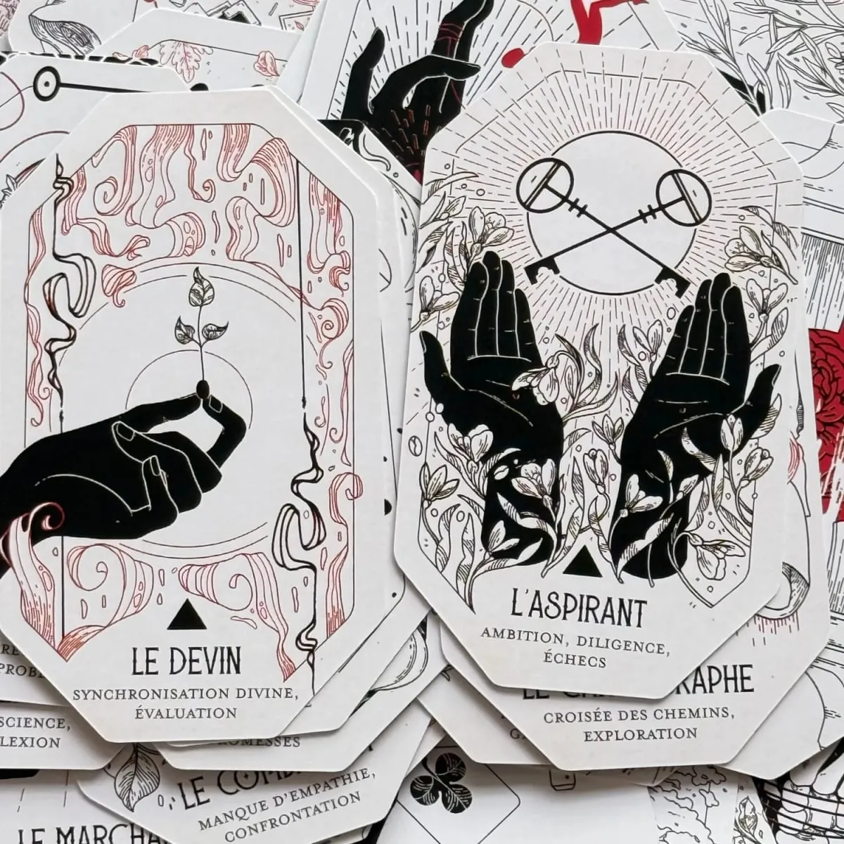 The Citadel A Fantasy Oracle Cards เวอร์ชั่นภาษาฝรั่งเศส เกมกระดาน 60 สำรับที่สมบูรณ์แบบสำหรับการชี้แนะทางจิตวิญญาณและนักสะสม — image 3