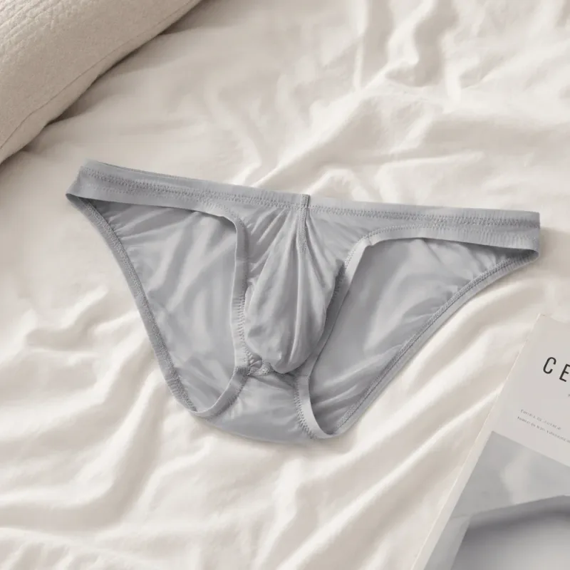 Slip respirant taille basse en soie glacée, Lingerie transparente, slip de Bikini en maille Ultra-fine, culotte Triangle pour hommes, été — image 12