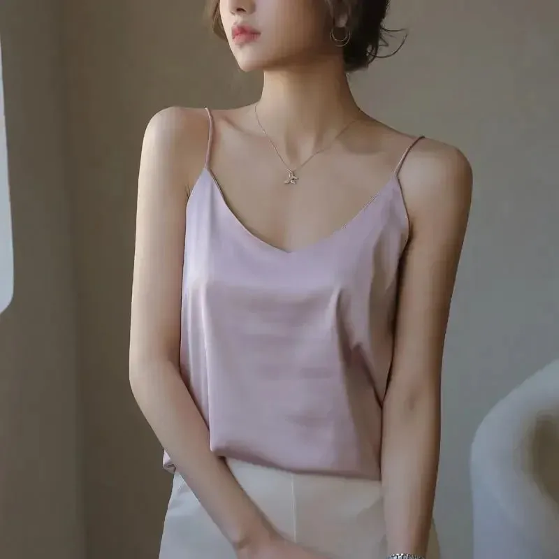 Vrouwen Halter V-hals Basic Wit Cami Spaghetti Top Mouwloos Satijn Zijde 2026 Tank Tops Dames Zomer Hemdje — image 18