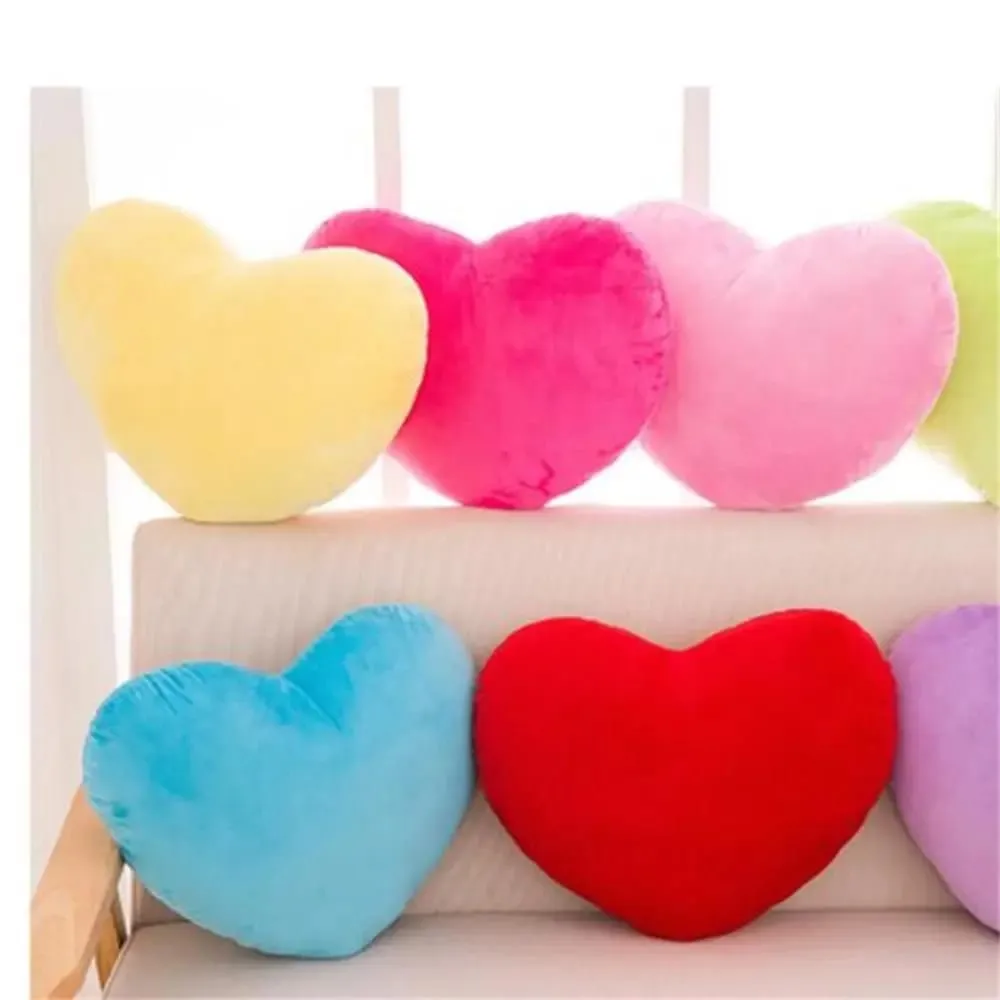 Colore rosso per il compleanno di San Valentino Cuore morbido a forma di cuore — image 4