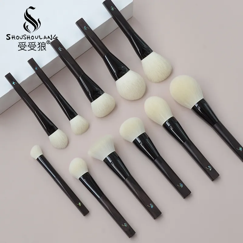 Shoushoulang Hand Crafted Makeup Brush Soft Tiny Tips Goat Hair 1PC Face Powder Blush Contour Brush Ebony Handle Makeup Brushes — image 1
