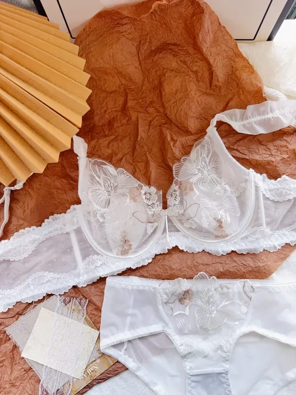 Ensemble de soutien-gorge français en dentelle florale, à armatures douces, bonnet de lapin Ultra fin, grande taille, minimiseur, ensemble de Lingerie Sexy pour femmes, usage quotidien — image 9