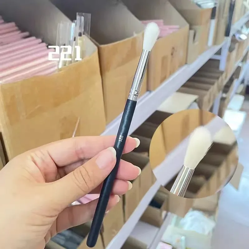 4ks make-up štětec na oční stíny plochý oční stíny stínítko záhyby štětce na oční stíny kozí vlasy tekutý krém na pudrový make-up — image 9