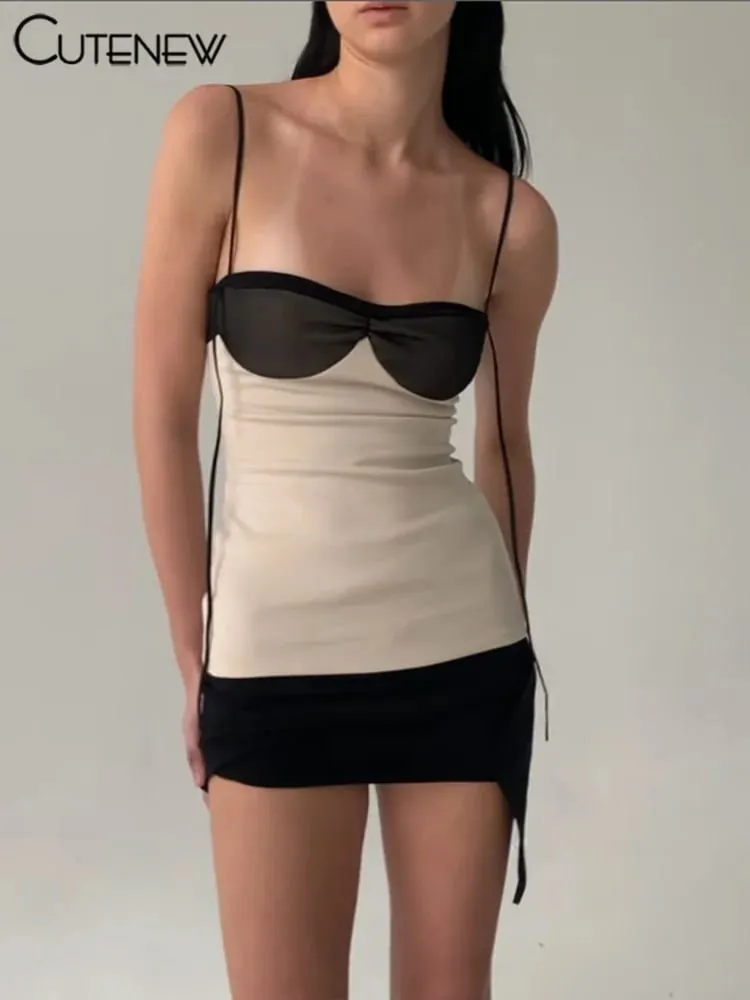 Cutenew Panelli Kadın Mini Elbise Muhtasar Püskül Patchwork Sarılmış Göğüs Düzensiz Backless Süper Kısa Elbise Trendi streetwear — image 2