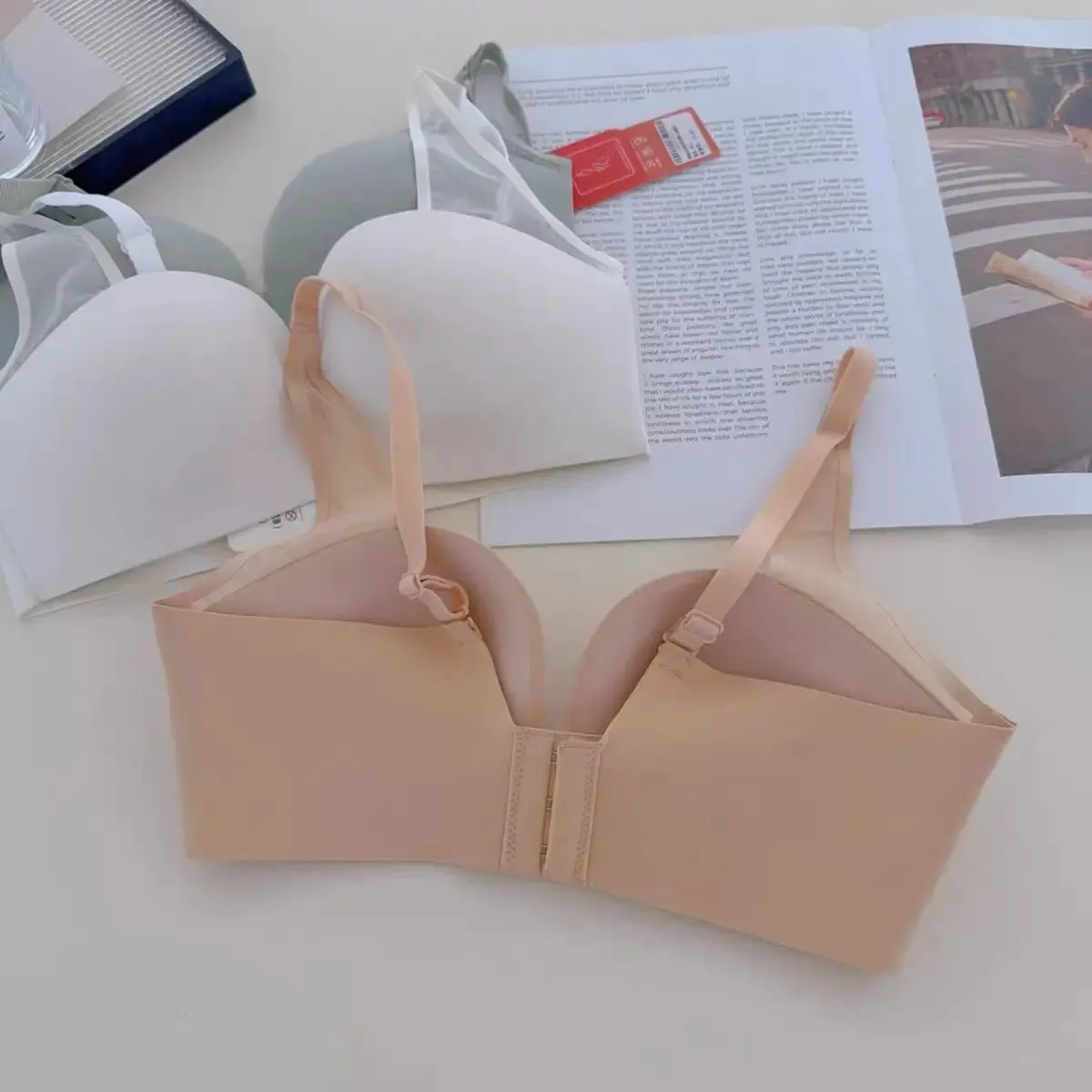 Seksi Dikişsiz Ön Düğme Güzellik Geri Push Up Lingerie Küçük Meme Toplama Hiçbir Çelik Halka Yumuşak Rahat Sutyen