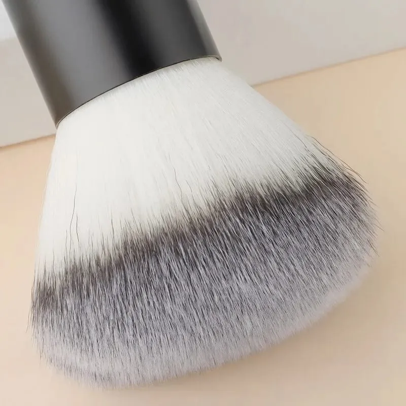 Fluffy Kabuki Brush Brush Makeup for Perfect Foundation Bronzer Highlighter and Blush Εφαρμογή — image 4