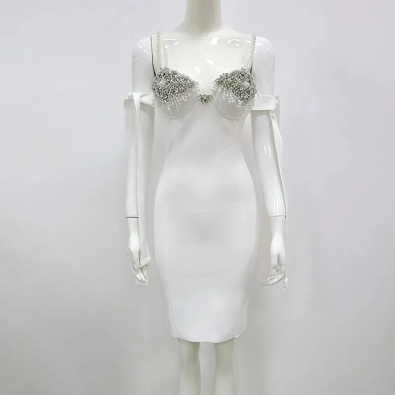 Baru Wanita Musim Panas Seksi Belakang Berlian Mutiara Kristal Hitam Mini Bodycon Pembalut Pakaian 2021 Elegan Gaun Pesta Malam Vestido — image 2