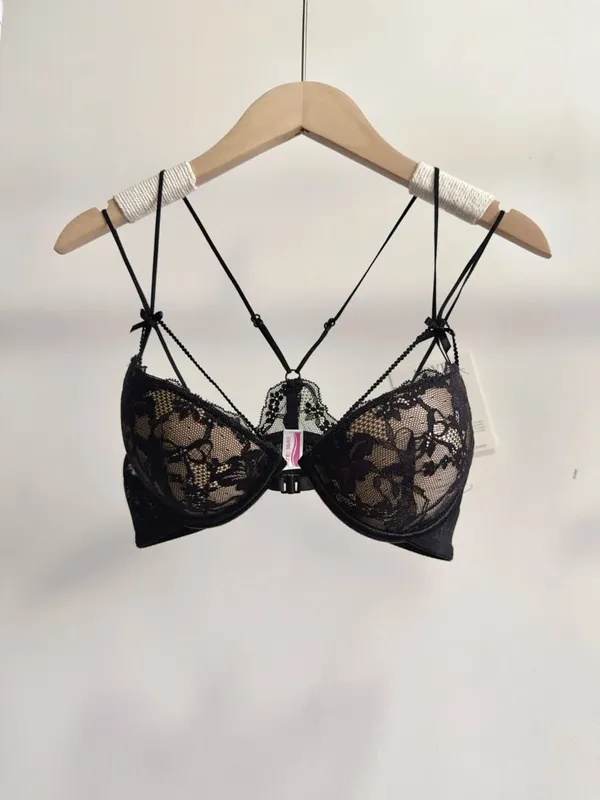 Minimal โรแมนติก Coquette ลูกไม้ด้านหน้า Clasp Bra ชุด Wirefree Ultra บางสายรัดความงามกลับหน้าอกขนาดเล็กสร้าง Curvy Lookr MOYISU — image 12