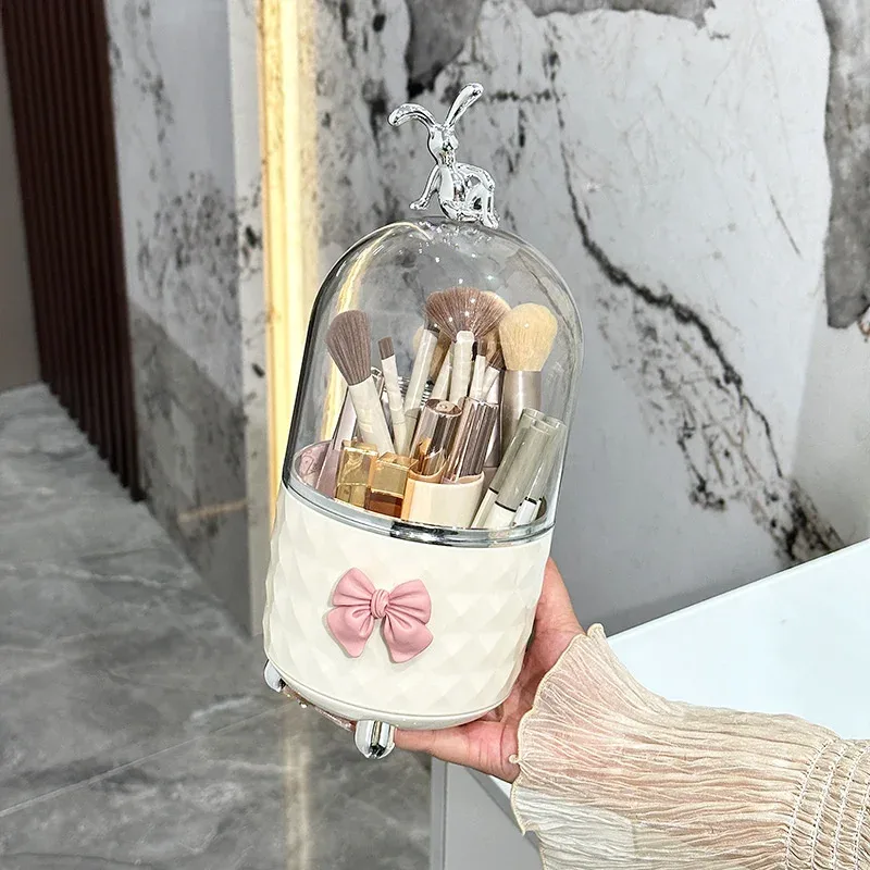 360° Dönen Makyaj Fırçaları Organizatör Şeffaf Plastik Toz Geçirmez Kozmetik Araçları Organizatör Ruj Makyaj Fırçaları için Saklama Kutusu