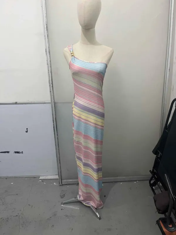 Langärmliges Wickel-Maxikleid mit Leinen-Feeling, vertikalen Streifen, V-Ausschnitt, asymmetrischer Saum, Urlaubskleid, geeignet für den täglichen Gebrauch auf dem Weg zur Arbeit — image 9