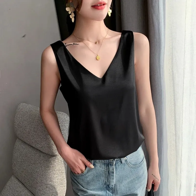 Penggantung Sutera Wanita Rompi Satin Pejal Musim Bunga Musim Gugur 2022 Atasan Pullover Liar Baharu Wanita Dalaman Depan/Belakang V-Leher Nipis Musim Panas — image 5
