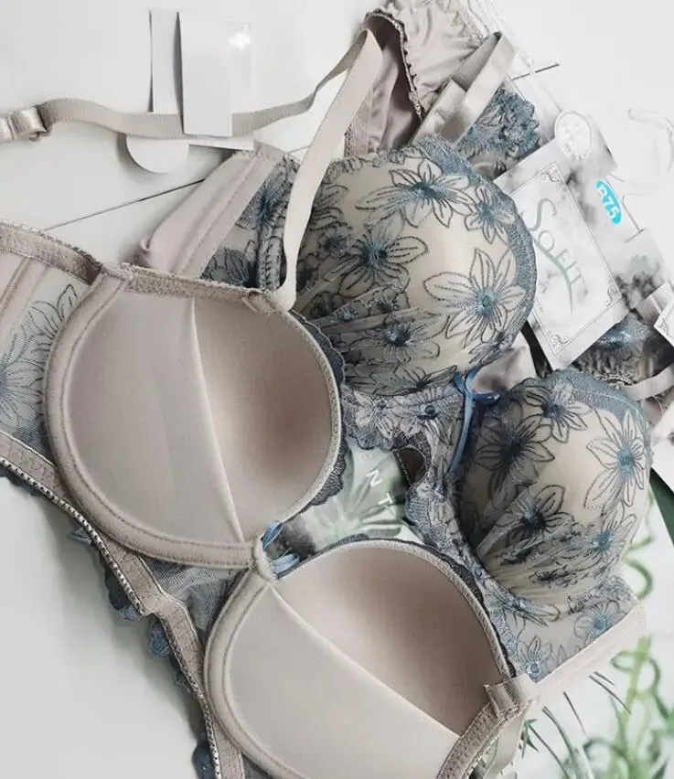 Neues, stützendes Spitzen-BH-Set, Luxusmodelle, Stickerei, hautfreundliche Dessous, kurzer Anzug, bequeme, kabellose Unterwäsche — image 6