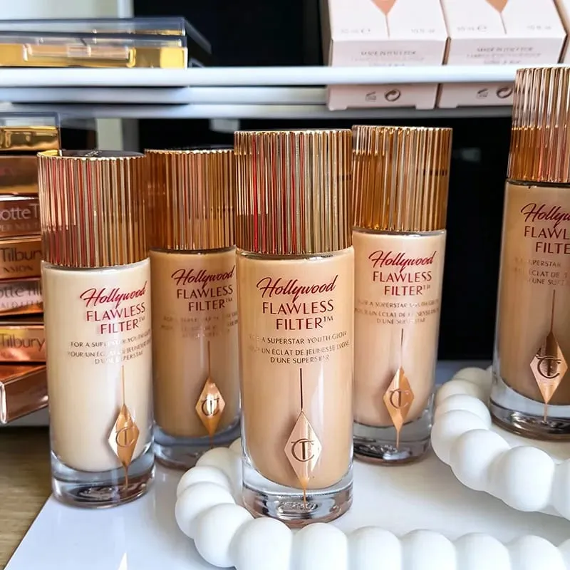 มูลนิธิ Charlotte Highlighter เนื้อสัมผัสต่อเนื่องของสเปรย์เซ็ตติ้งคอนซีลเลอร์ให้ความชุ่มชื่นสำหรับการแต่งหน้า เครื่องสำอาง Essence Tilbury — image 4