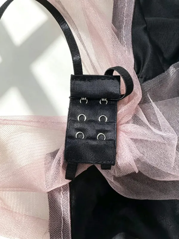 부드러운 로맨스 고대의 매력적인 벌거 벗은 가슴 벌거 벗은 등 Nightdress 섹시한 오프 숄더 교수형 목 레이스 트리밍 드레스 Casaul — image 4