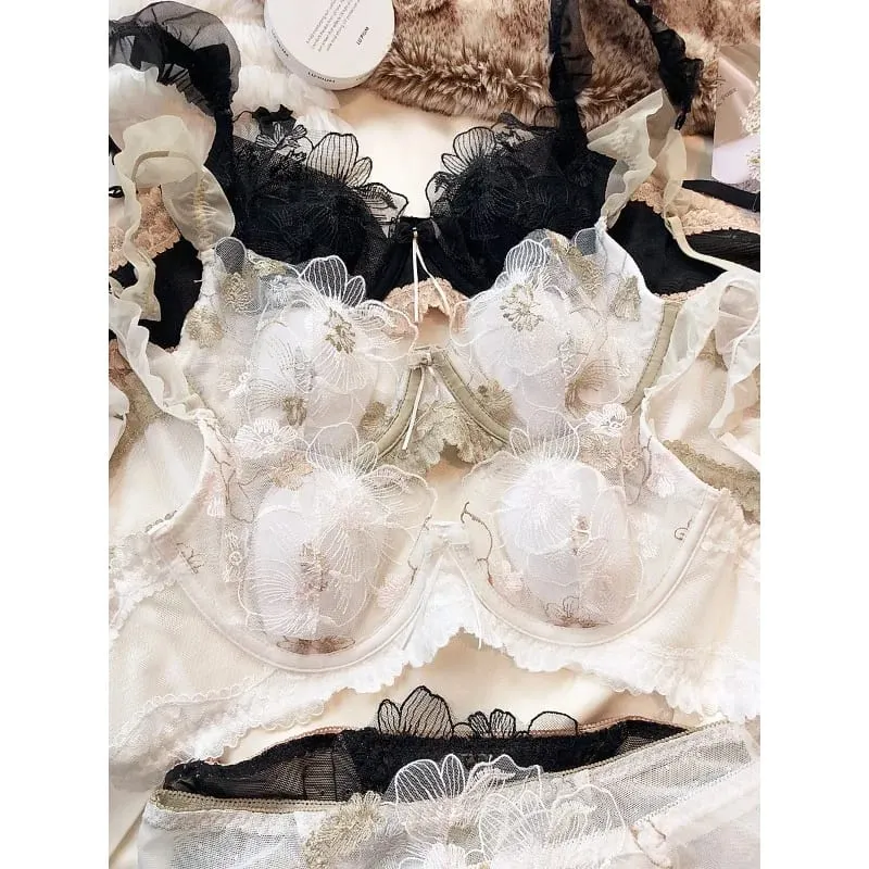 French Elegant Embroidered Lace Minimizer Bra Support Soft Underwire Rabbit Ear Cup Sexy Pure Lingerie Set Malaking Bust S-XL Tushy