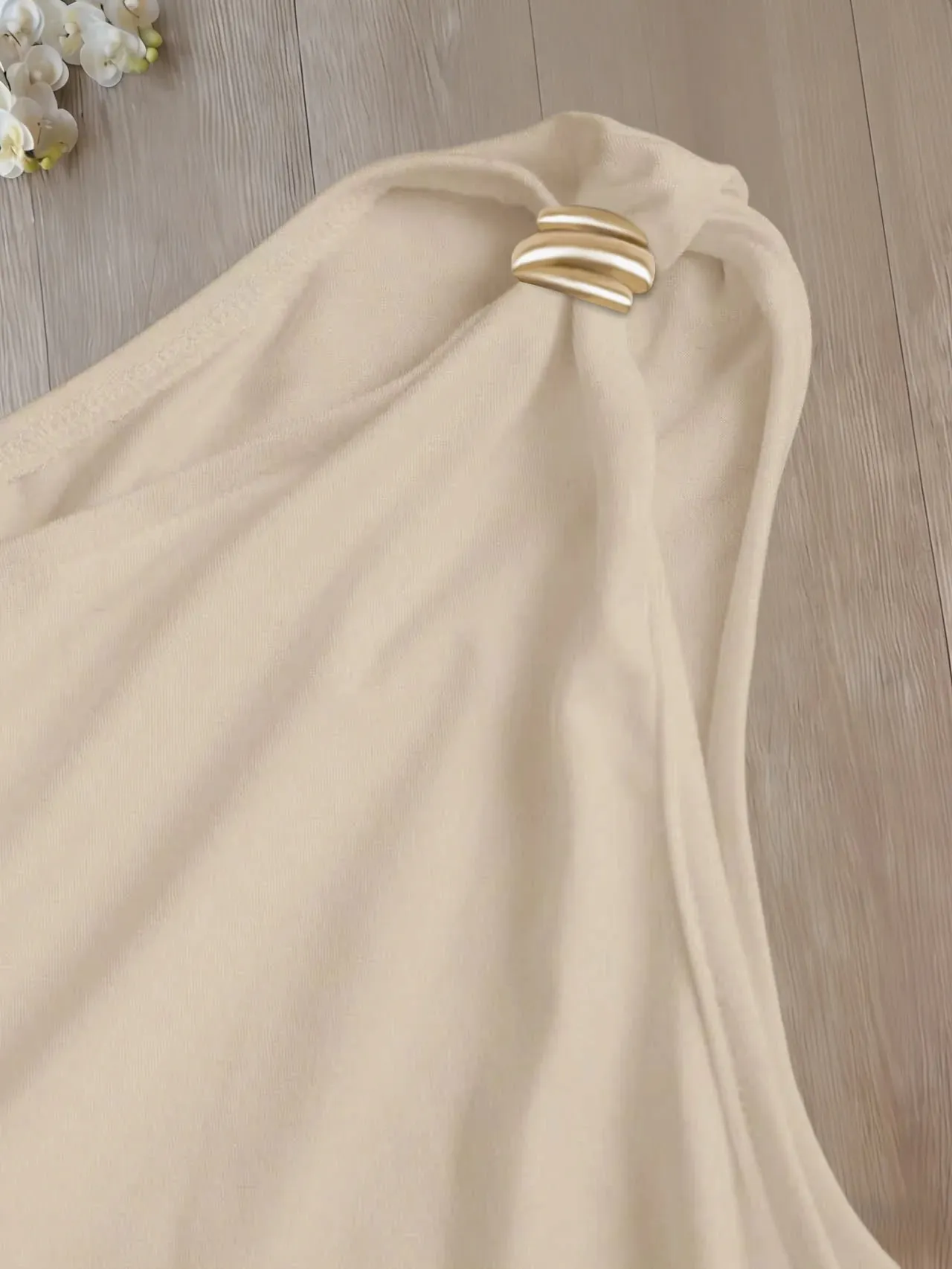 Baju Badan Ruched Satu Bahu Wanita Butiran Logam Warna Pejal Baju Badan Tanpa Lengan — image 6