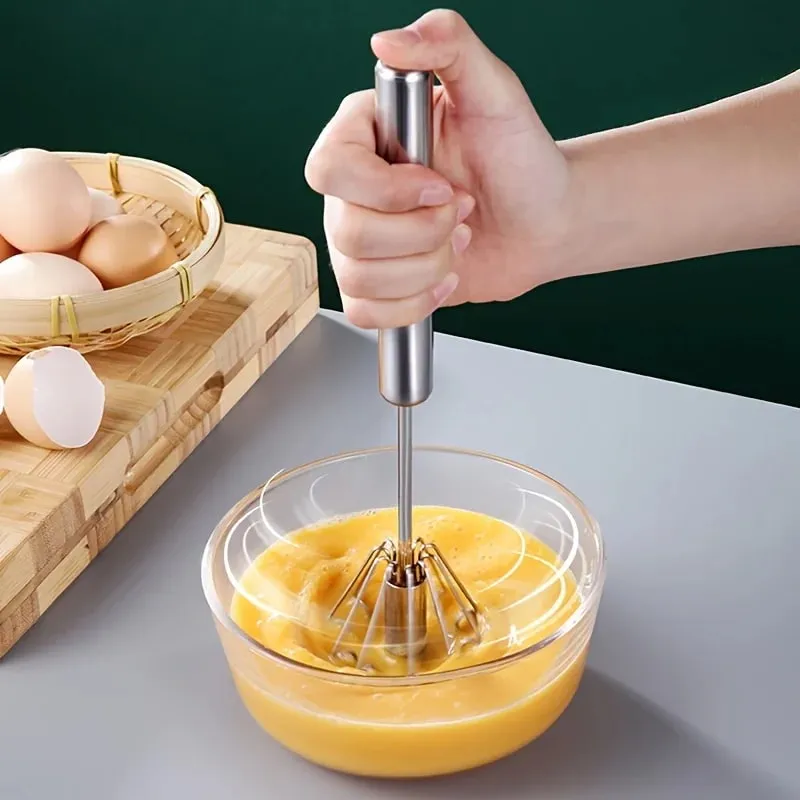 Batidor de huevos semiautomático de acero inoxidable, batidor de huevos giratorio para crema, batidor de huevos manual para el hogar, herramienta para hornear, sin batería — image 3