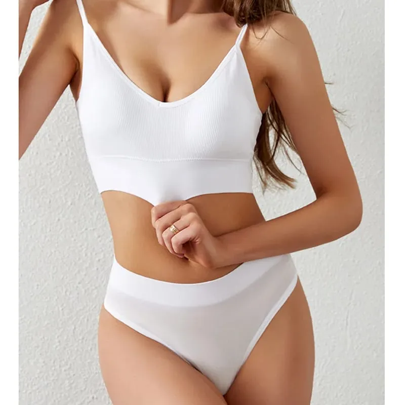 ไร้สายบางผู้หญิง Push Up Bra ชุด PLUS ขนาดกีฬา Halter Vest ภาษาฝรั่งเศสคำสามเหลี่ยมถ้วย Bras สำหรับชุดชั้นในสตรี — image 5