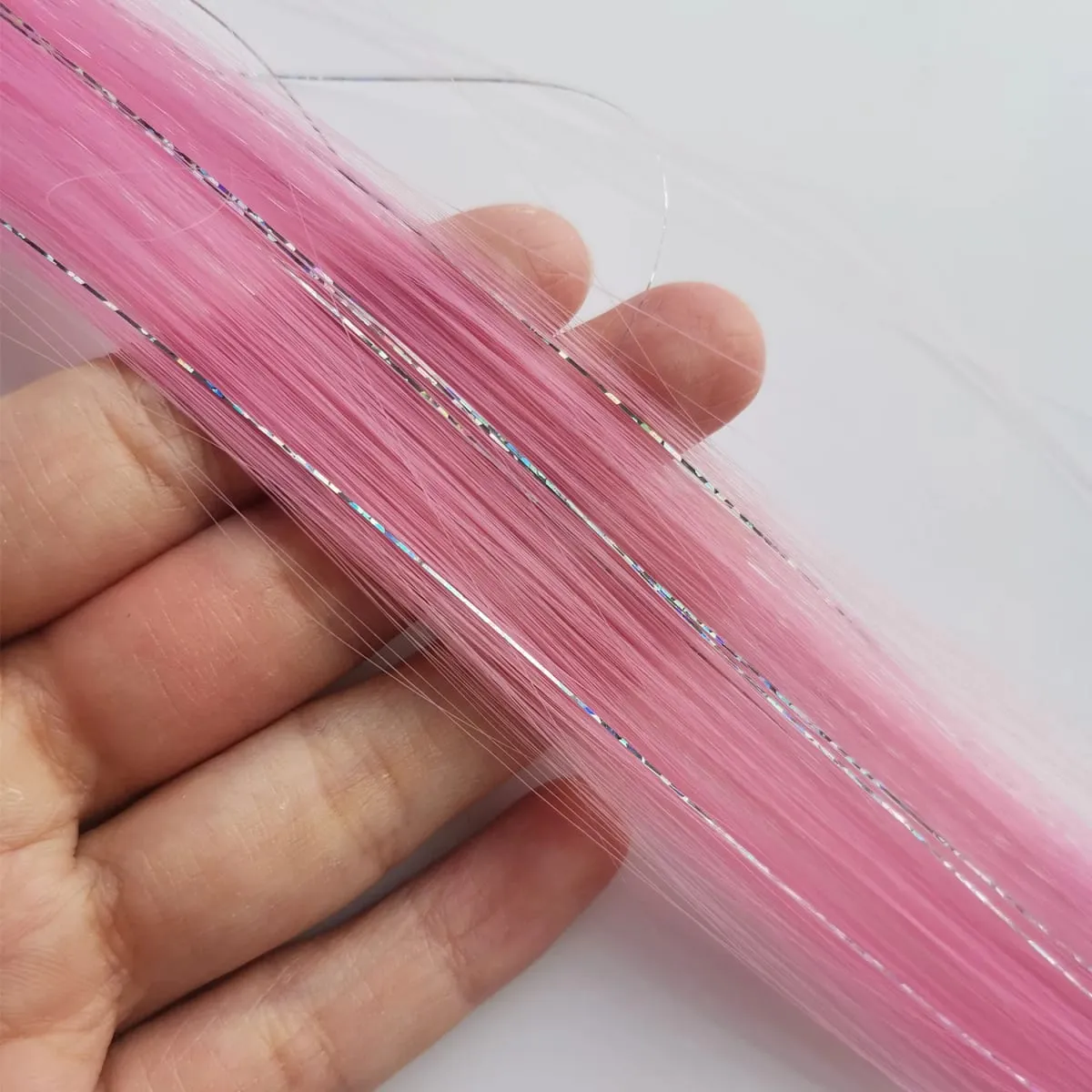 Clip nelle estensioni dei capelli rosa Orpelli misti d'argento Parrucchino sintetico arcobaleno Festività per feste per donne e ragazze — image 6