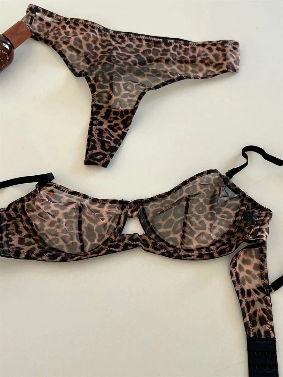Model ultra-nipis payudara besar seluar dalam pelarasan pakaian dalam renda harimau bintang seksi berkumpul berongga dengan set bra cincin keluli — image 6