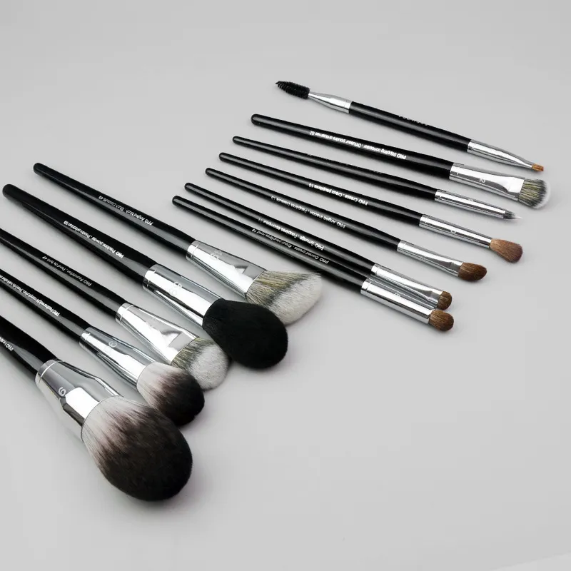 Vysoce kvalitní sada štětců na make-up Pro make-up štětec Liquid Powder Eyeshadow Crease Concealer kosmetické nástroje vynikající — image 2
