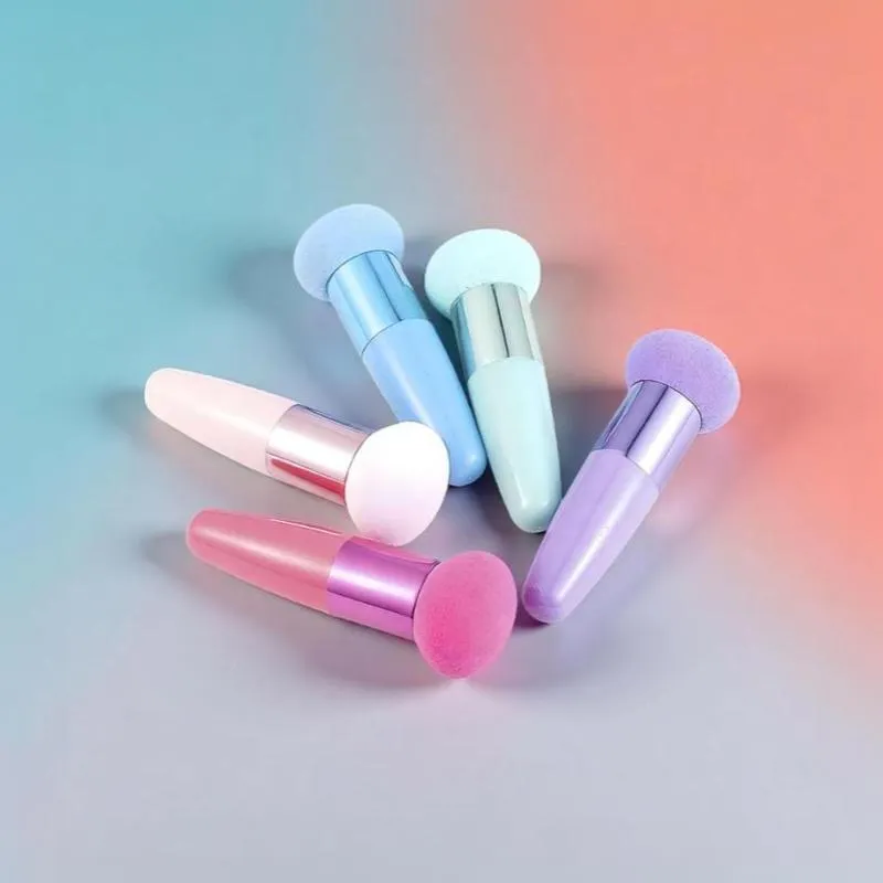 (.) 3 pennelli per trucco a testa di fungo per donna, fondotinta in spugna, soffio di polvere con manico, strumento cosmetico a forma liscia — image 4