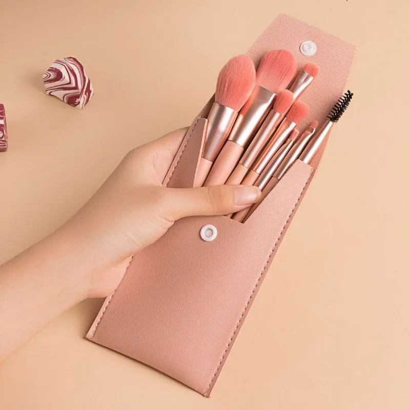 Sada 8 ks mini makaronových štětců na make-up Přenosné kosmetické nástroje pro začátečníky pro tvářenku na oční stíny Kompletní sada kosmetických štětců — image 6