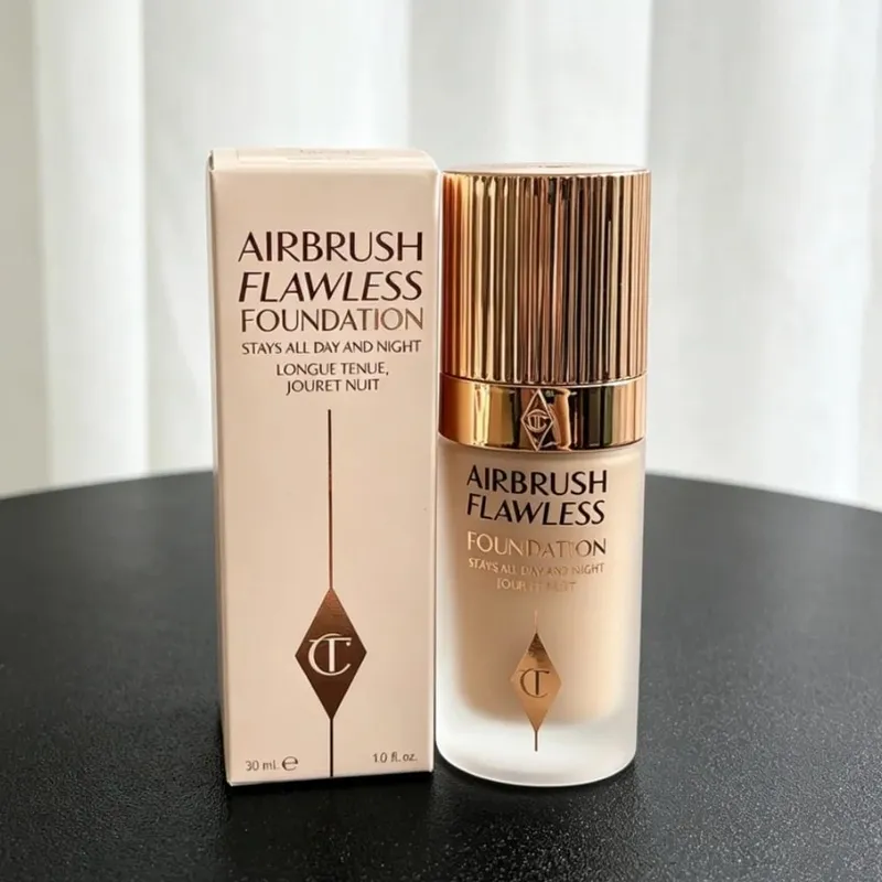 Charlotte Tilbury mate ajuste polvo prensado 4 colores base líquida Hollywood filtro impecable CT bolsa de maquillaje cosméticos de regalo — image 22