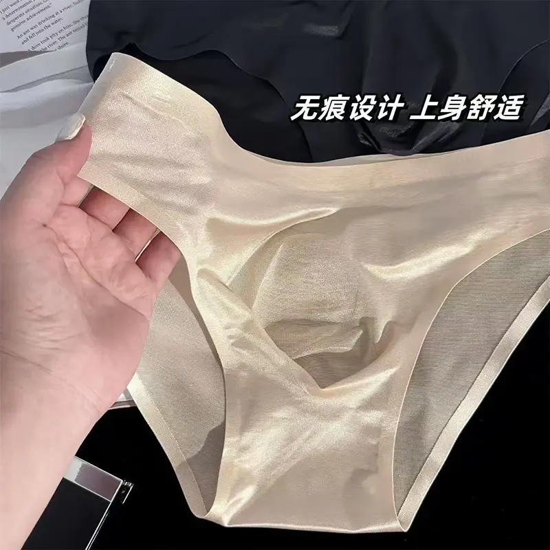 Men Ice Silk Briefs Ultra-thin Seamless Sexy Panties Quick Drying U Bulge Pouch Breathable Underwear Luxury Glossy Underpants — image 6