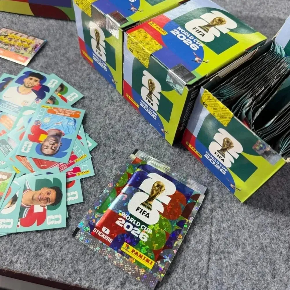 Boîte d'autocollants et album autorisés pour la Coupe du Monde de la FIFA 2026, cadeau souvenir de football indispensable pour les amateurs — image 4