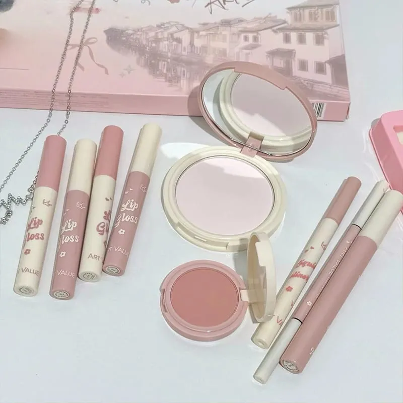 Makeup Set ART VALUE obsahuje 4 glazury na rty 1 lisovaný pudr 1 tvářenku 1 tužku na oči 1 tužku na obočí 1 kosmetiku s řasenkou na krk — image 6